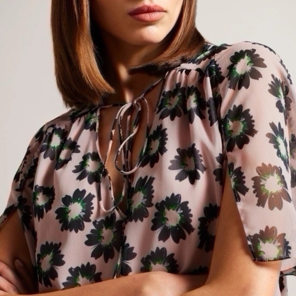 NWT Ted Baker Harlynn Tie Neck Split Sleeve Top In Pink 10 - Picture 5 of 6